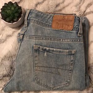 AE Artist Jeans size 4 Regular